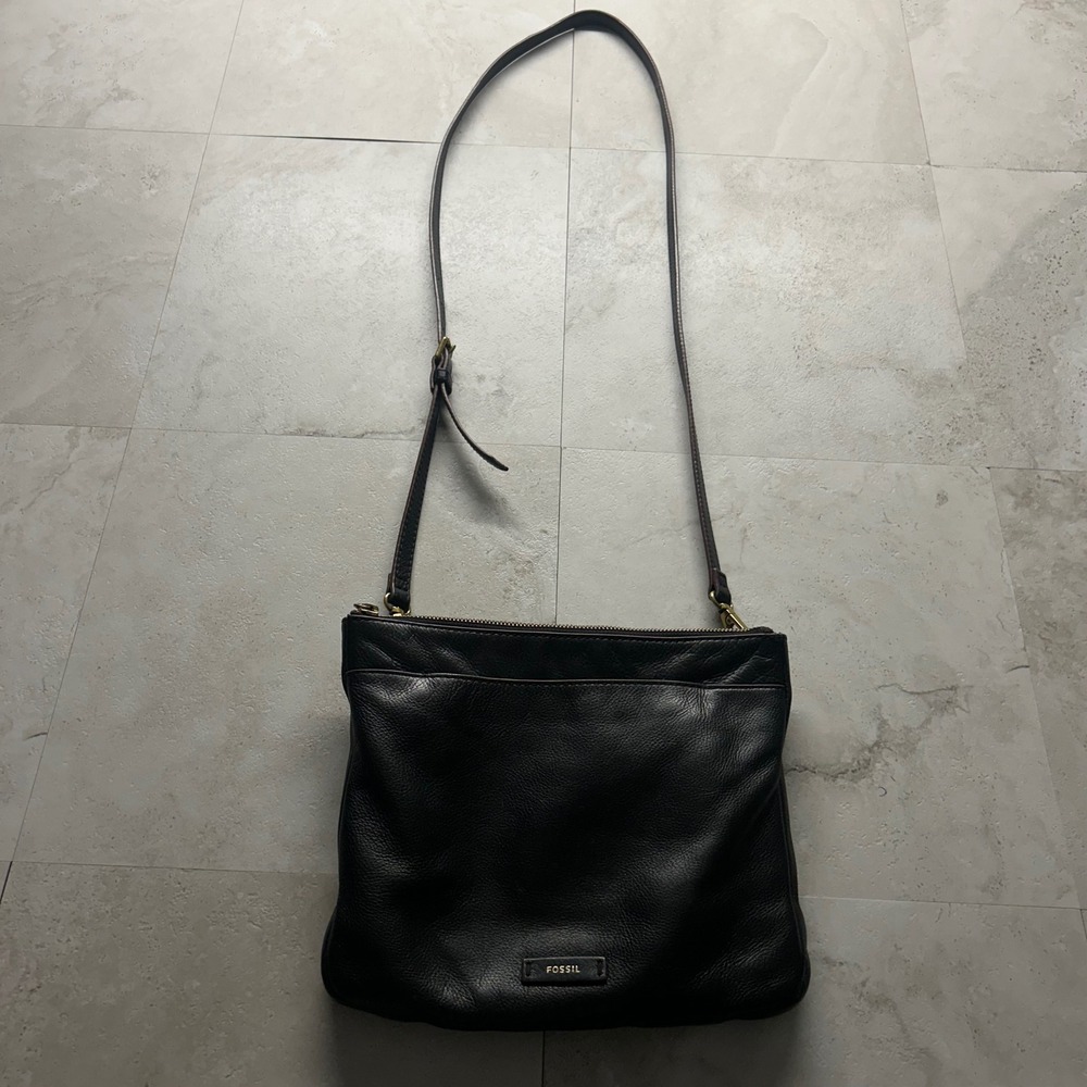 Fossil Crossbody Bag Black Leather Women Small Pebbled Adjustable Strap Purse